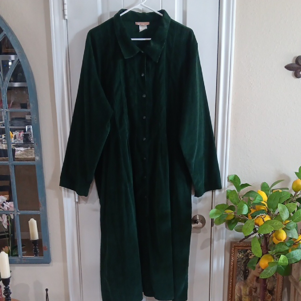 LA CERA Micro Whaled Cord Green Long Sleeve Peter Pan Collar Dress